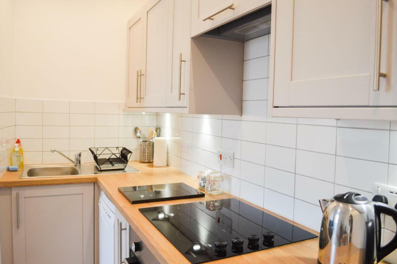 Modern 1 Bedroom Flat In The Heart Of Edinburg Exteriör bild